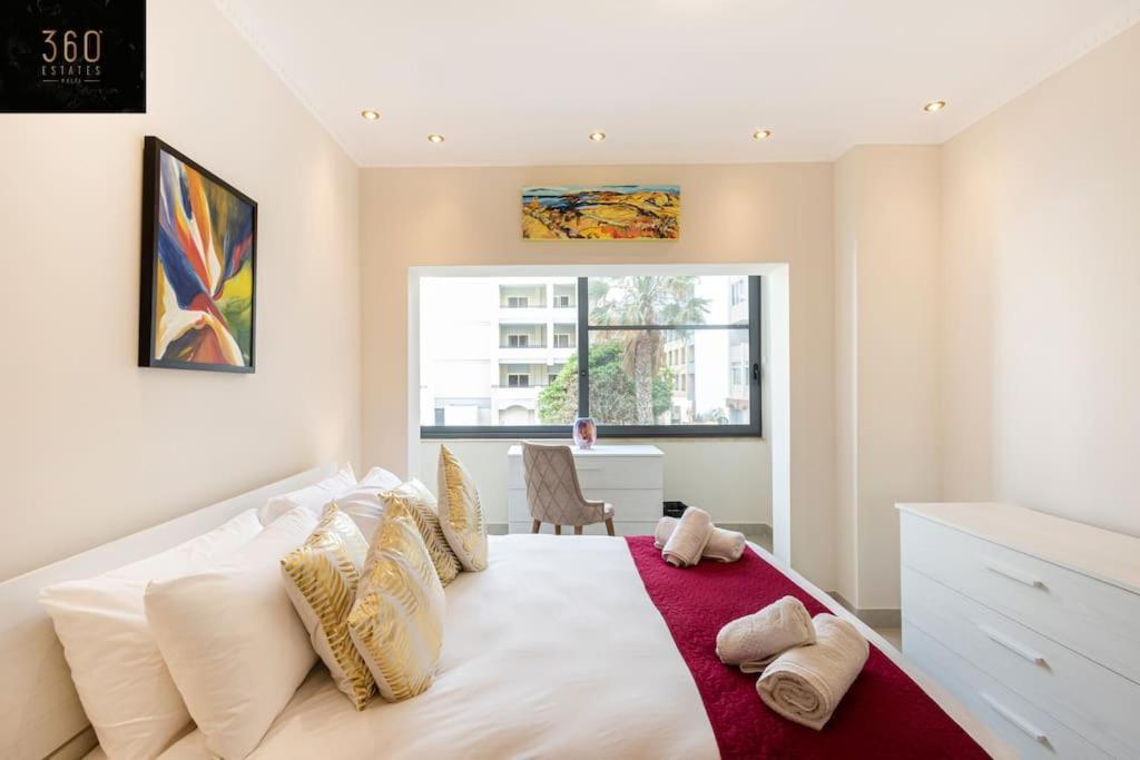 One Of A Kind, Seafront Property In St Georges Bay By 360 Estates St. Julian's Zewnętrze zdjęcie